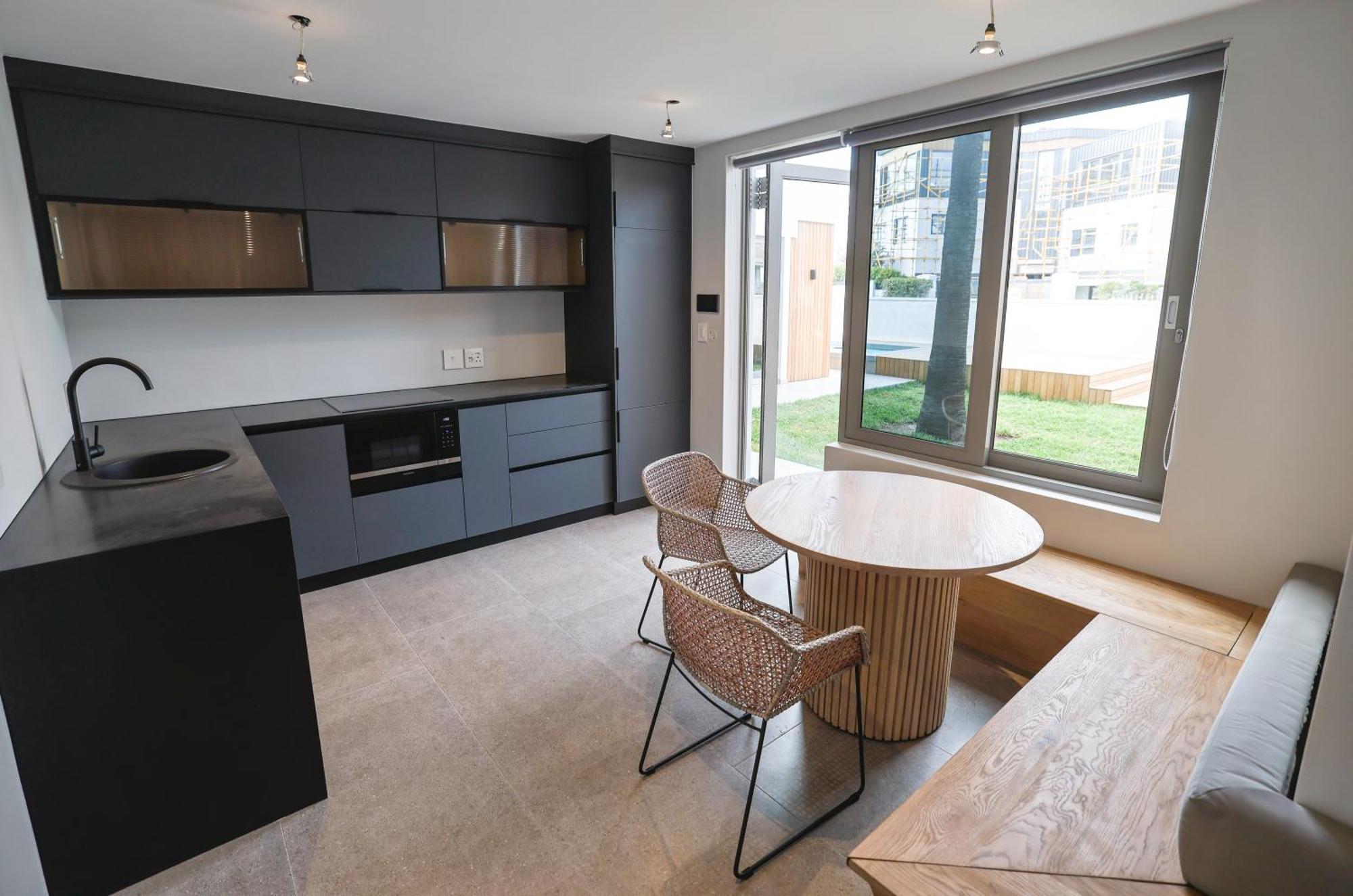 Ocean 9 - Sunset Beachfront Residency Cape Town Eksteriør bilde
