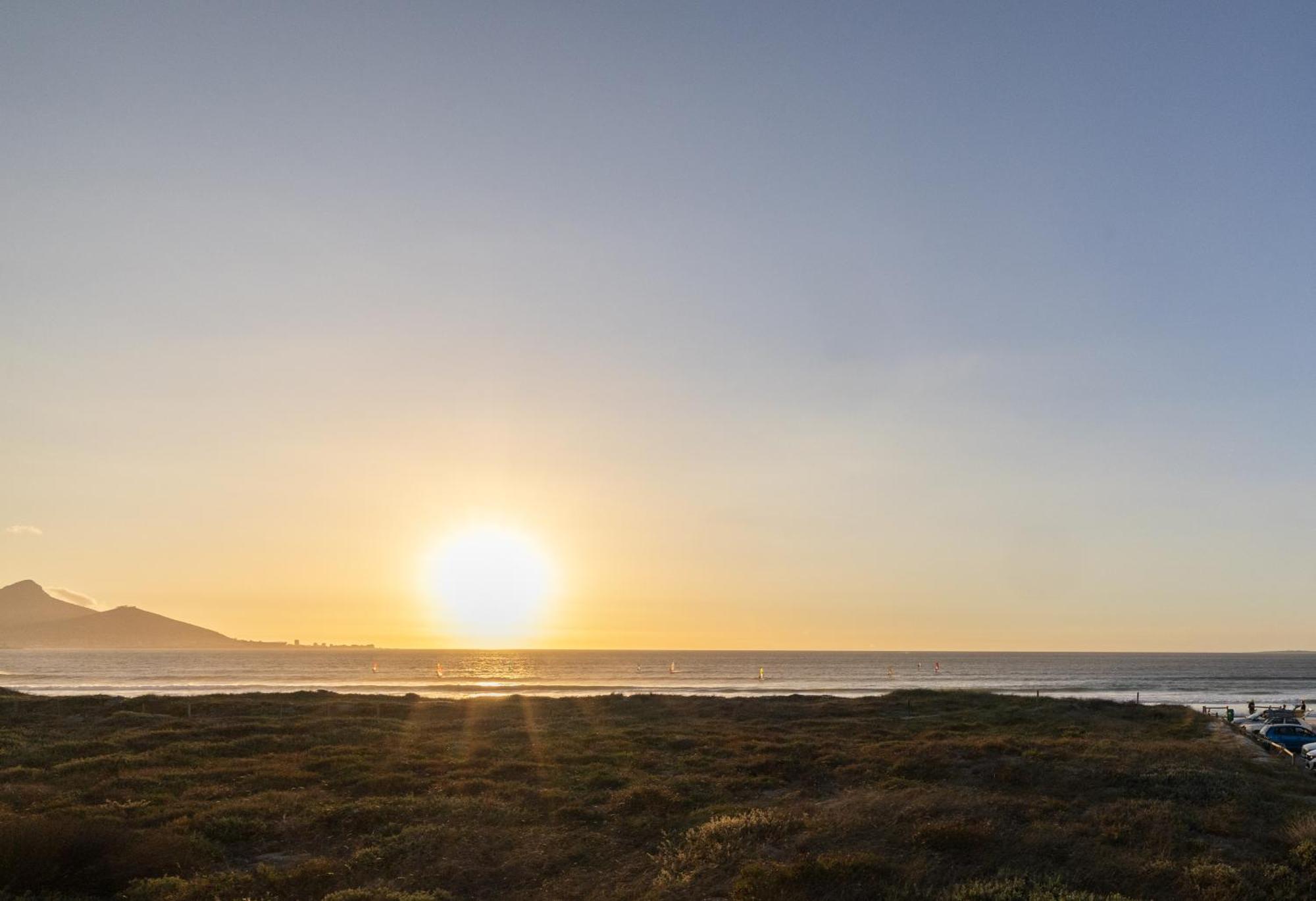 Ocean 9 - Sunset Beachfront Residency Cape Town Eksteriør bilde